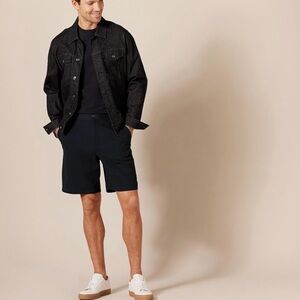 NWT Amazon Essentials Mens Classic-Fit 9" Comfort Stretch Chino Shorts Sz 40 Men